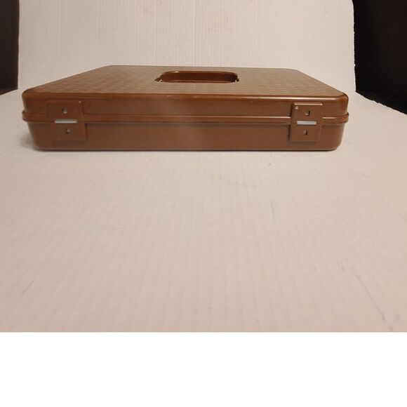 Vintage Plastic Thread Bobbin Spool Holder Sewing Box -B1 Wilson Wil-hold Brown - Picture 5 of 5